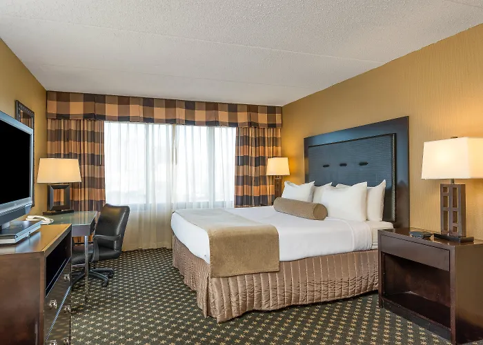 Crowne Plaza Indianapolis-Airport By Ihg