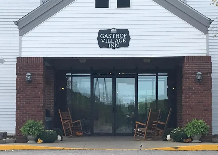 Gasthof Amish Village Inn